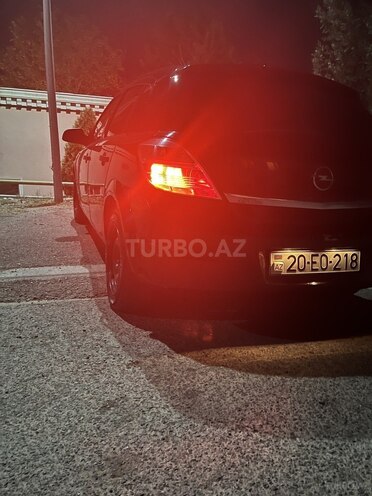 Opel Astra-12