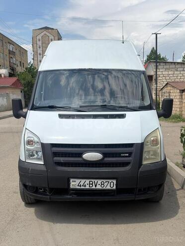 Ford Transit-1