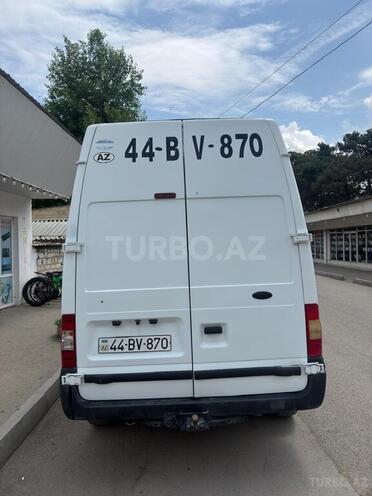 Ford Transit-5
