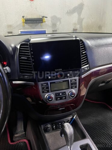 Hyundai Santa Fe-8