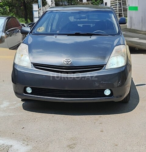 Toyota Prius-1