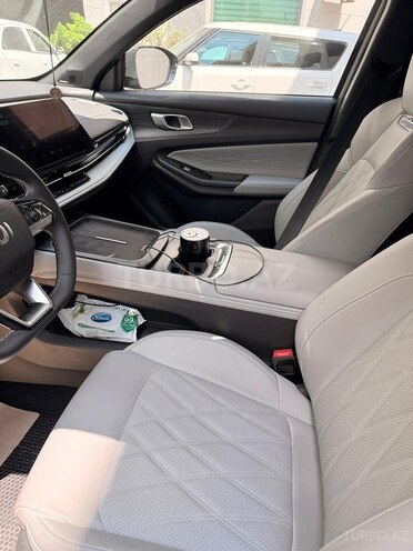 Changan Qiyuan Q05-6