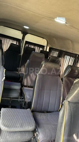 Ford Transit-7