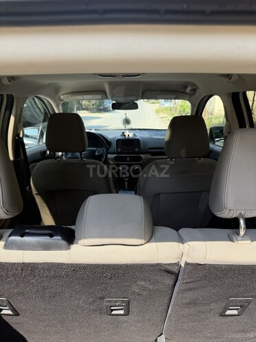 Ford Ecosport-10