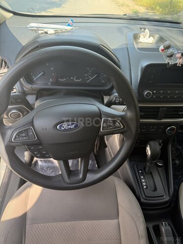 Ford Ecosport-8