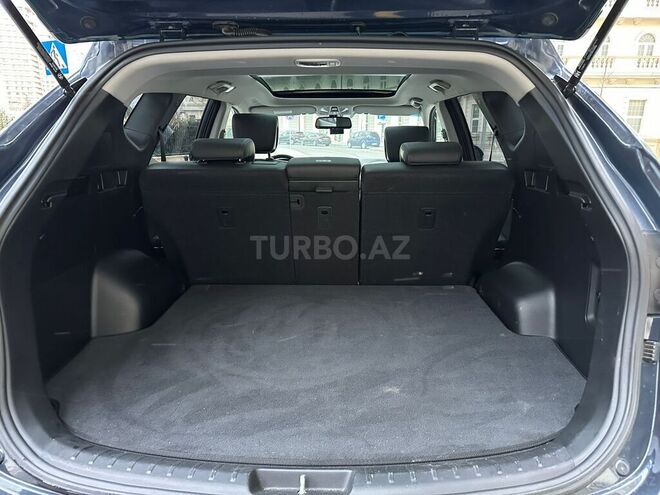 Hyundai Santa Fe-13