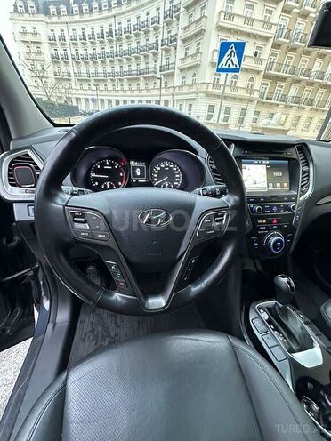 Hyundai Santa Fe-11