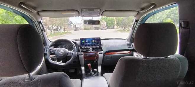 Toyota Land Cruiser Prado-6