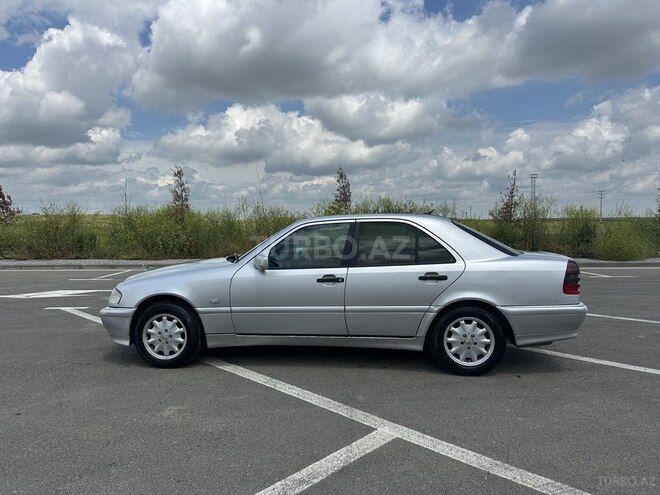 Mercedes C 240-4