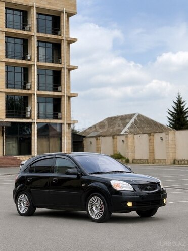 Kia Rio-3