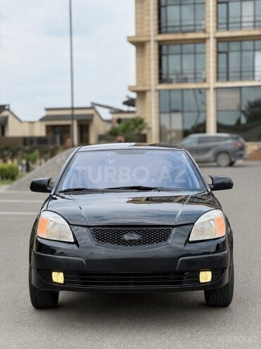 Kia Rio-1