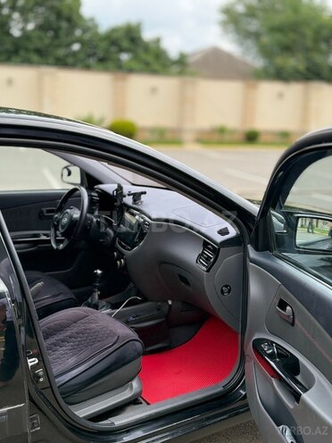 Kia Rio-8