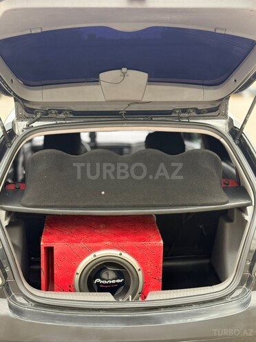 Kia Rio-12