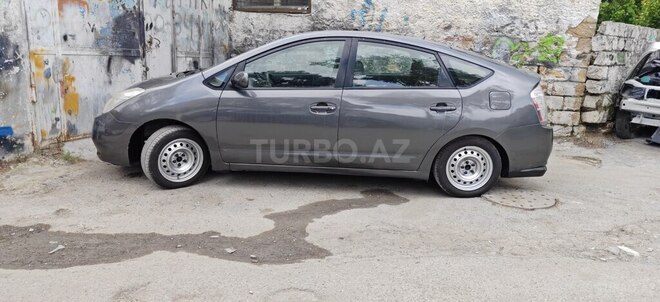 Toyota Prius-11