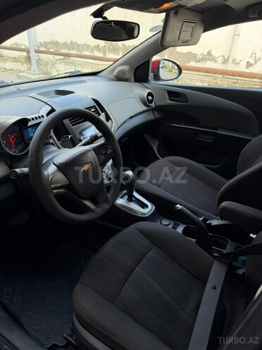 Chevrolet Aveo-3
