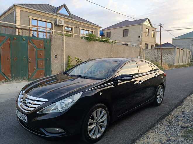 Hyundai Sonata-4