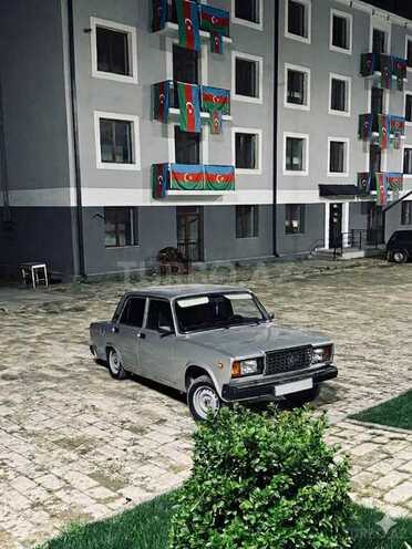 LADA (VAZ) 2107-21