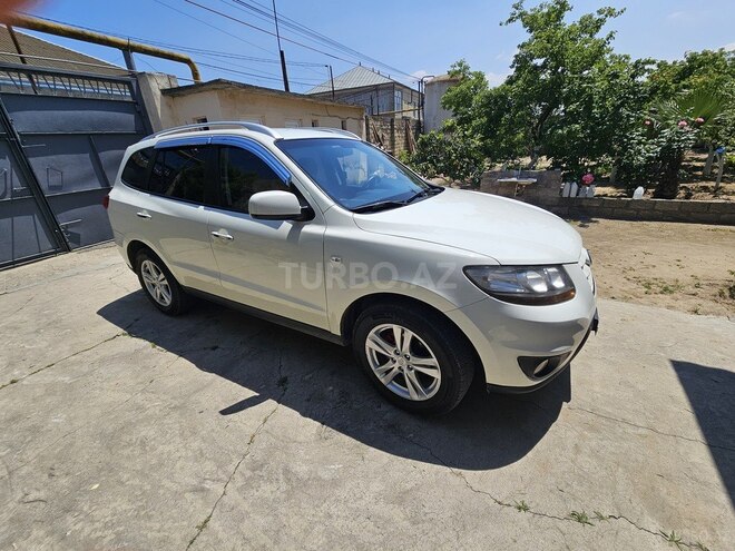 Hyundai Santa Fe-9