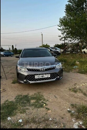 Toyota Camry-10