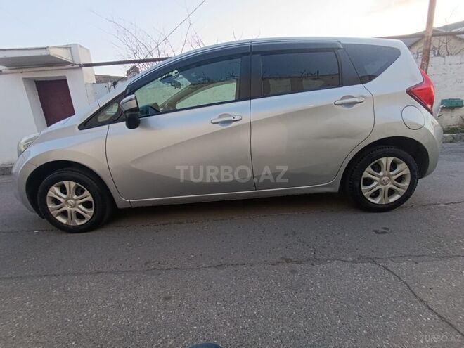 Nissan Note-6