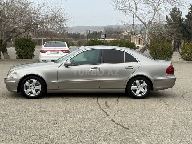 Mercedes E 220-8