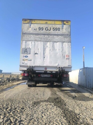 Mercedes Atego 1218-11