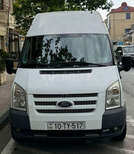 Ford Transit-1