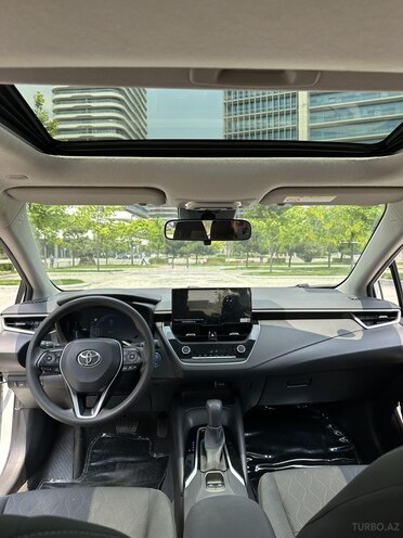 Toyota Corolla-10