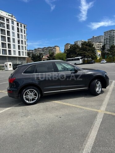 Audi Q5-8