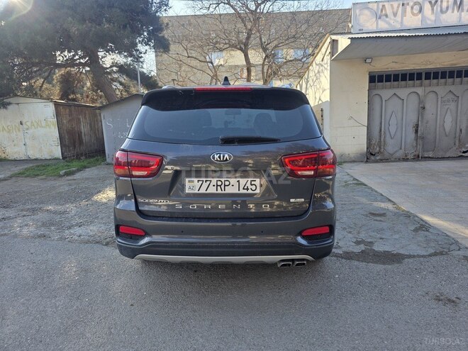 Kia Sorento-5