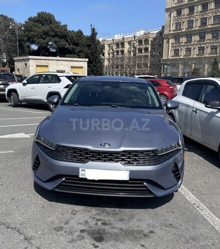 Kia K5-1