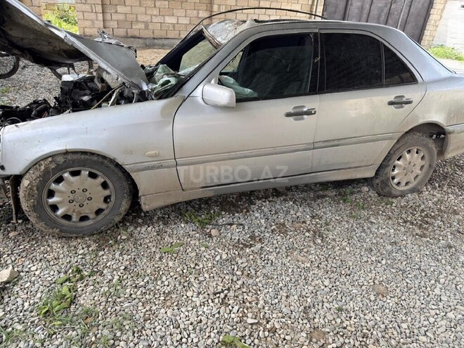 Mercedes C 240-2