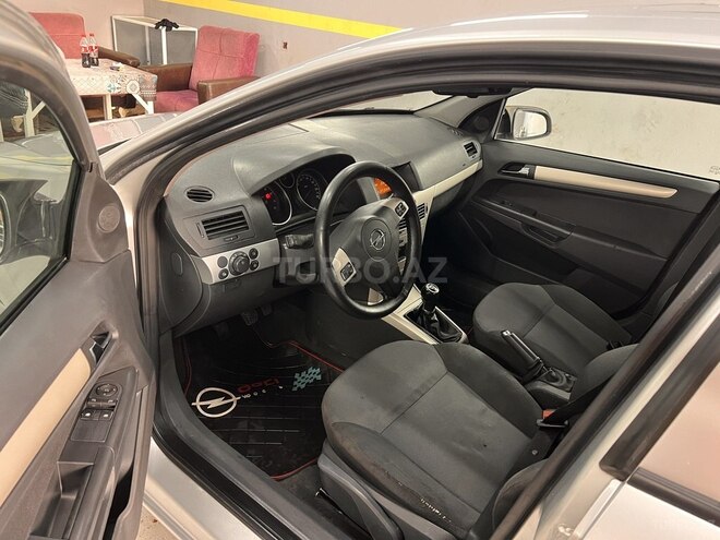 Opel Astra-8