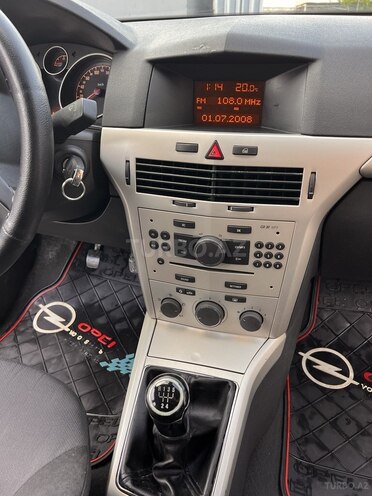 Opel Astra-2