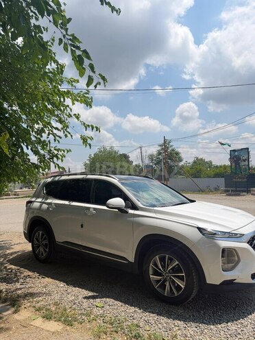 Hyundai Santa Fe-4
