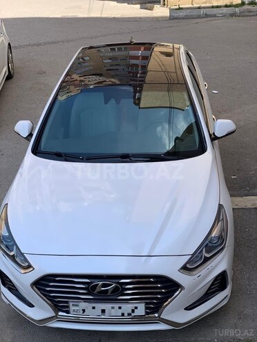 Hyundai Sonata-1