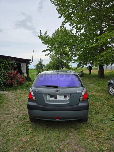 Kia Rio-12