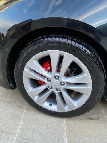 Chevrolet Cruze-12