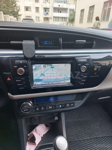 Toyota Corolla-11