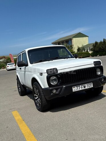 LADA (VAZ) Niva-16