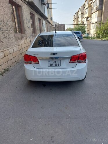 Chevrolet Cruze-19