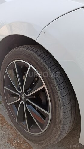 Renault Megane-15