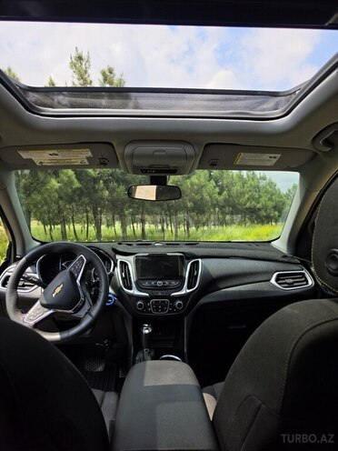 Chevrolet Equinox-12