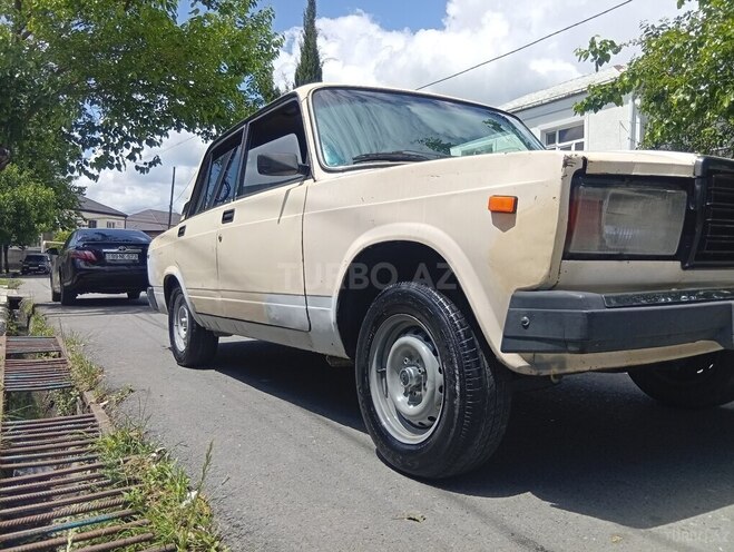 LADA (VAZ) 2107-3