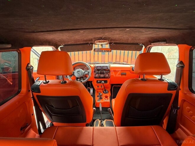 LADA (VAZ) Niva-9