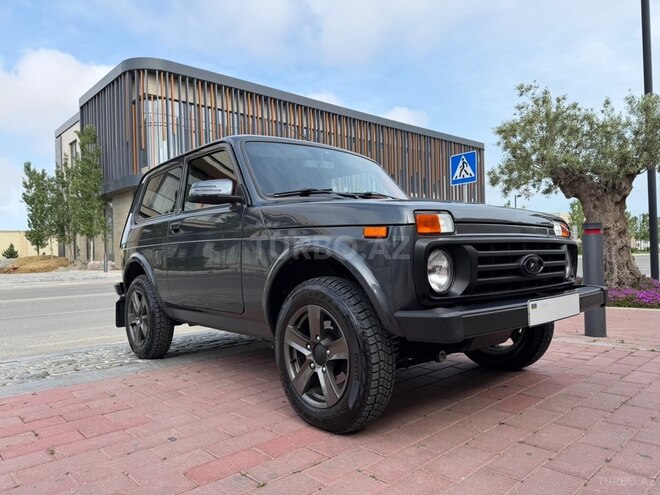 LADA (VAZ) Niva-2