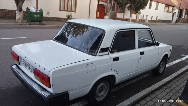 LADA (VAZ) 2107-4