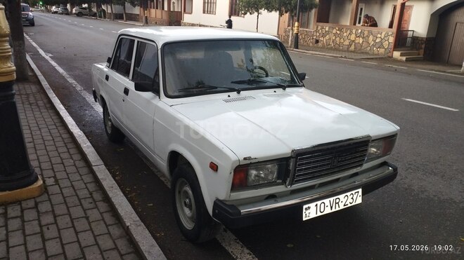 LADA (VAZ) 2107-5