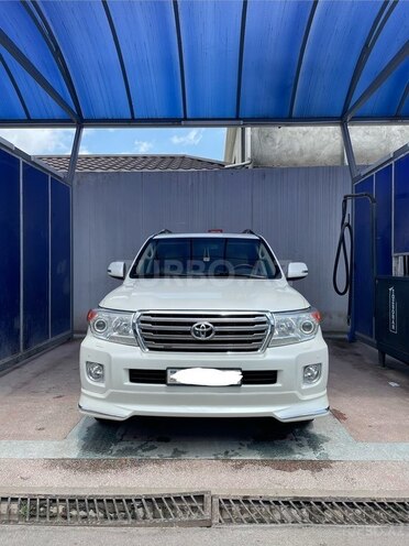 Toyota Land Cruiser-1