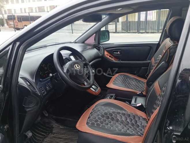 Lexus RX 300-13